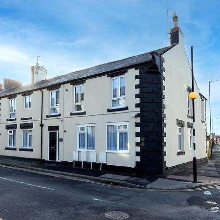 Globe Apartments Guisborough Exterior photo