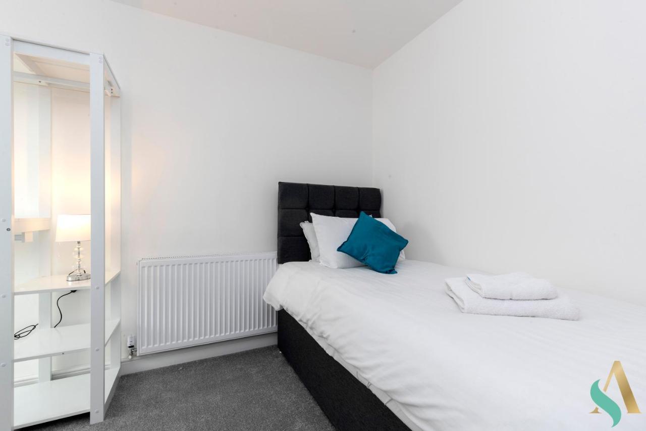 Globe Apartments Guisborough Exterior photo
